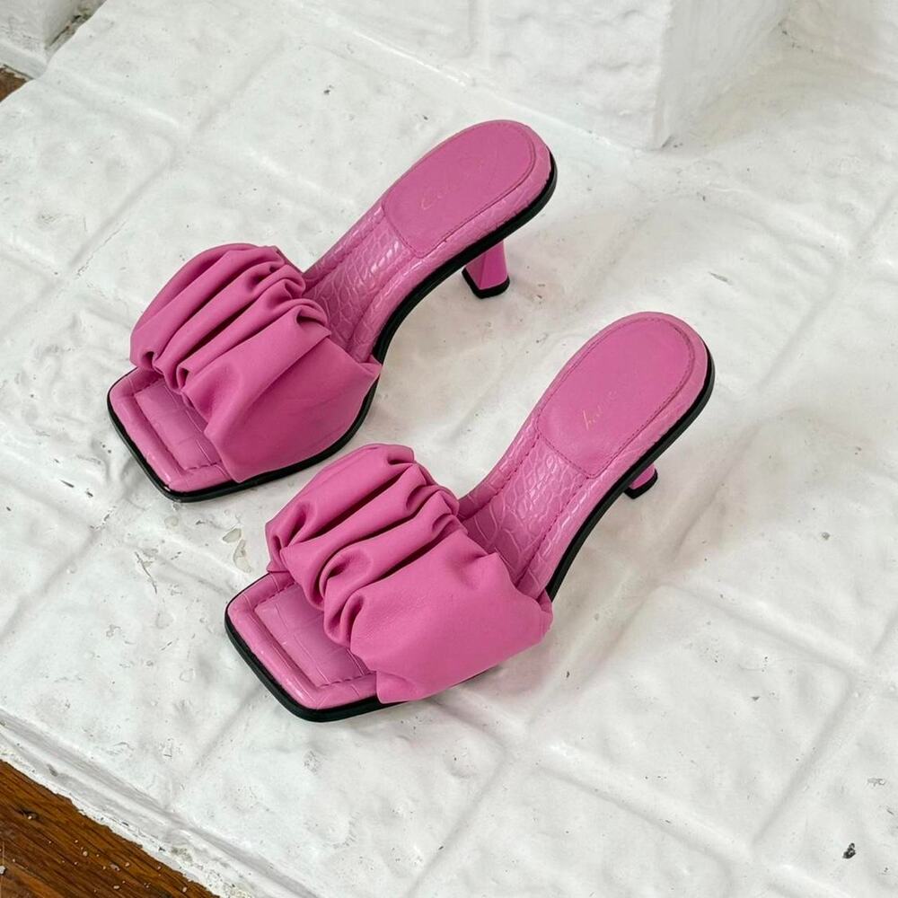 ✿ hot pink ruched kitten heel mules circus by sam edelman ✿